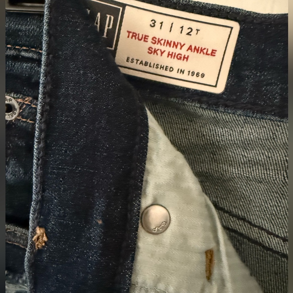 Gap skinny jeans